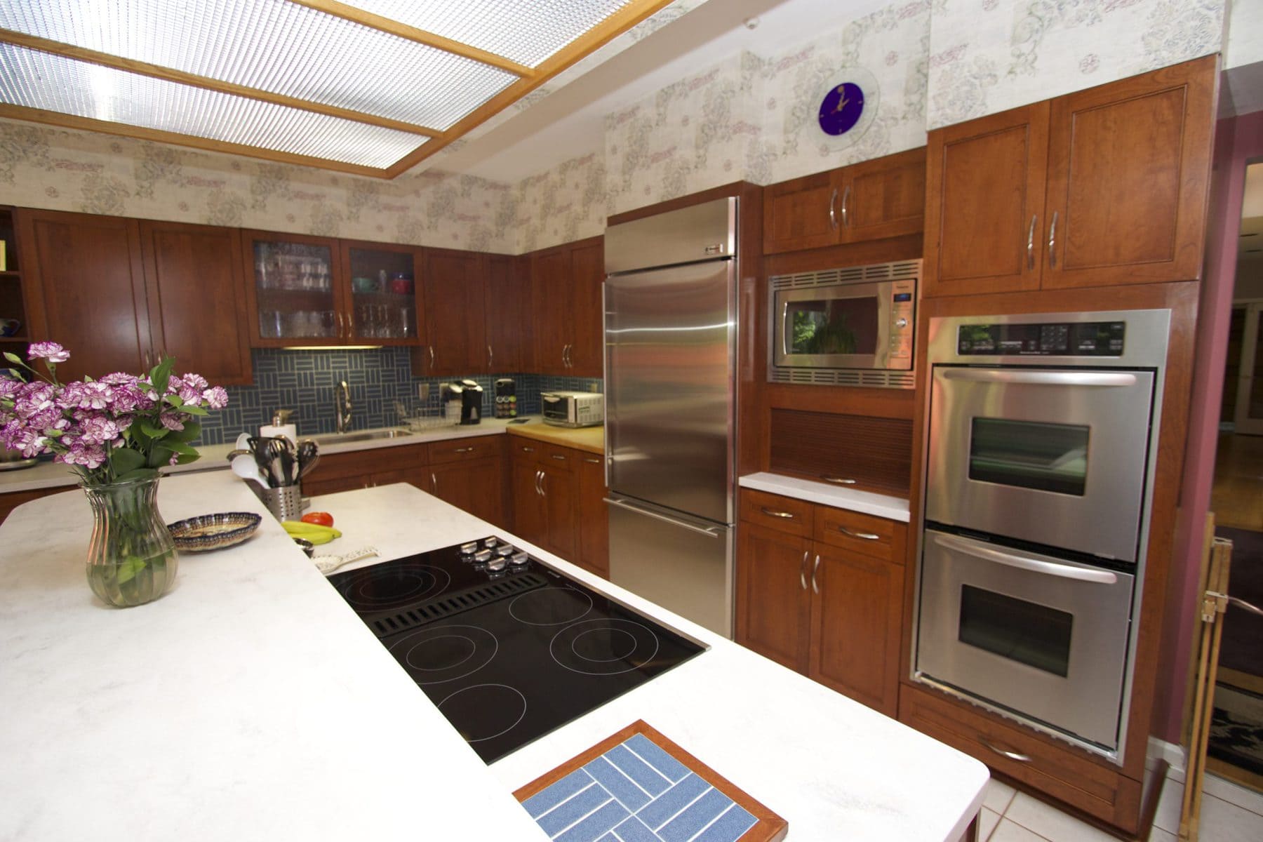 Where To Put Things In Kitchen Cabinets? - PA Kitchen