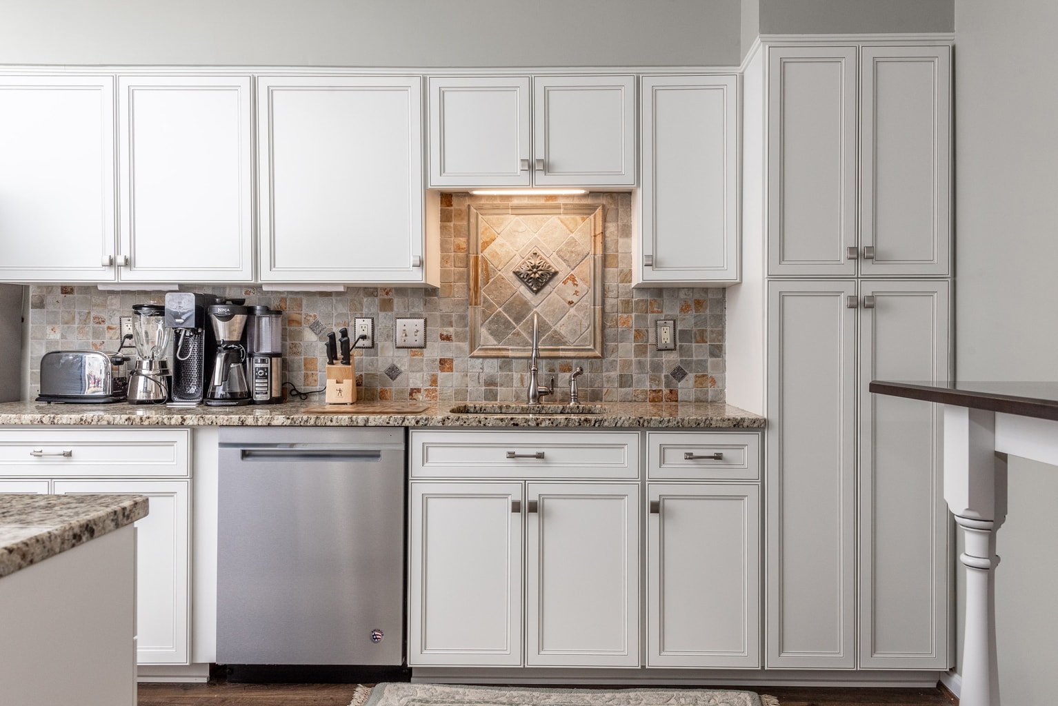The White Kitchen Trend, Explained | Kitchen Saver
